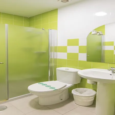 Inturjoven Hostel *