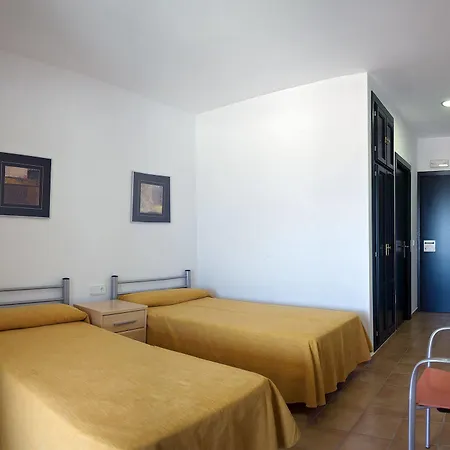 Inturjoven Hostel *